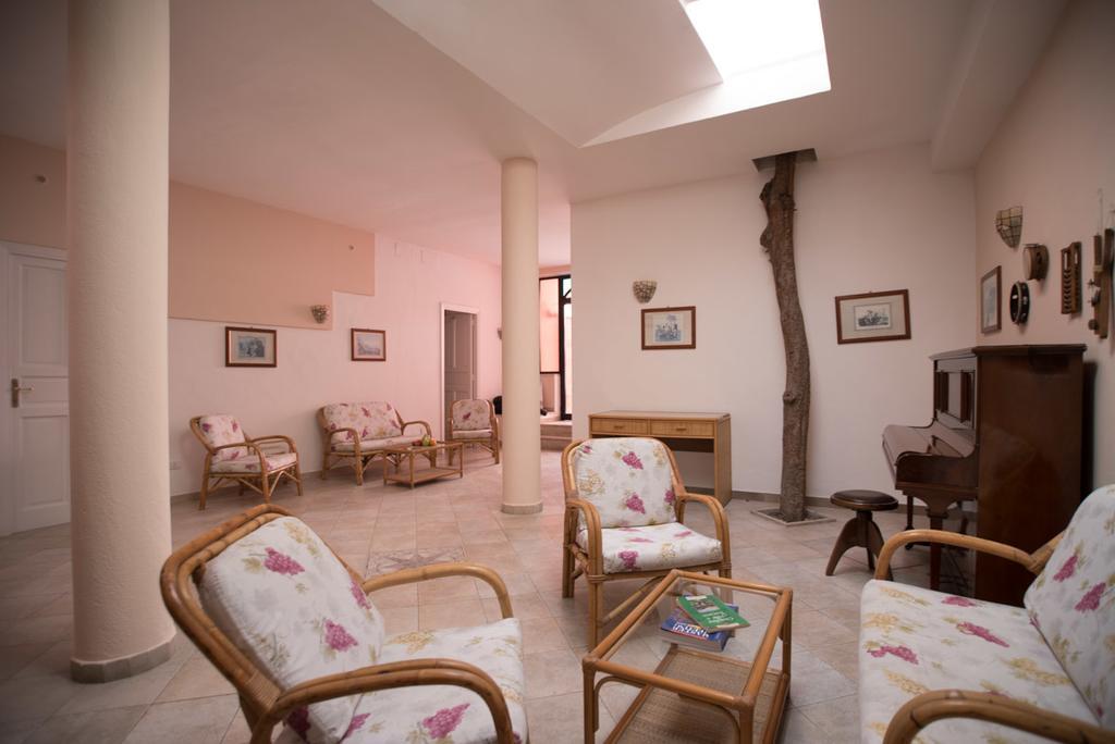 Hotel Il Nespolo Казамиччола-Терме Экстерьер фото